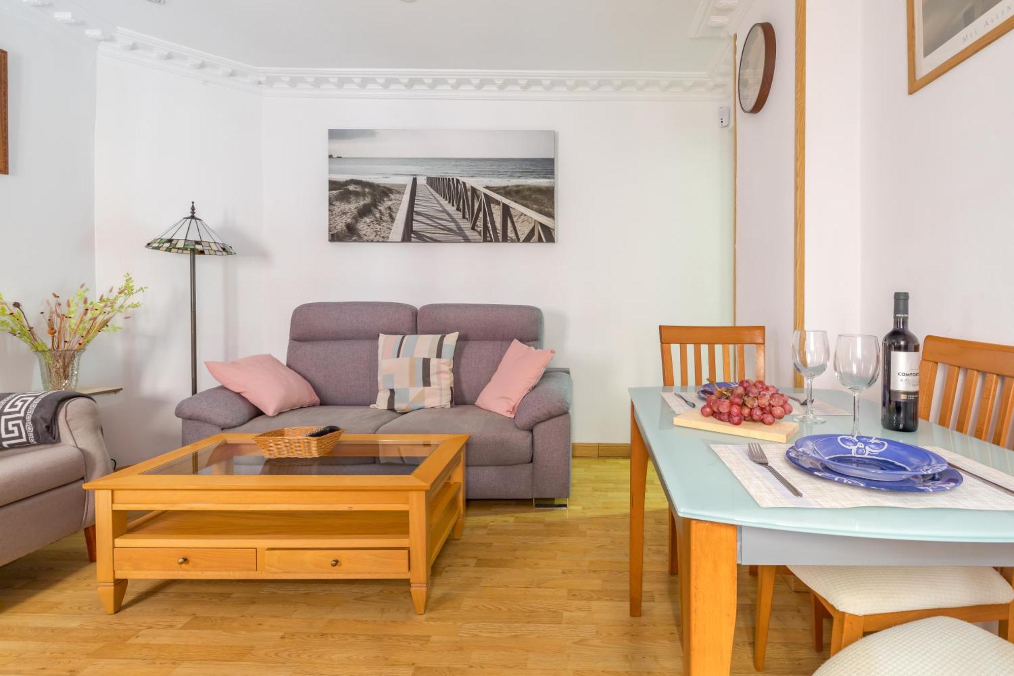 Apartamento Confortable Y Funcional En Vallecas Madrid Ngoại thất bức ảnh